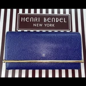 Henri Bendel Wallet